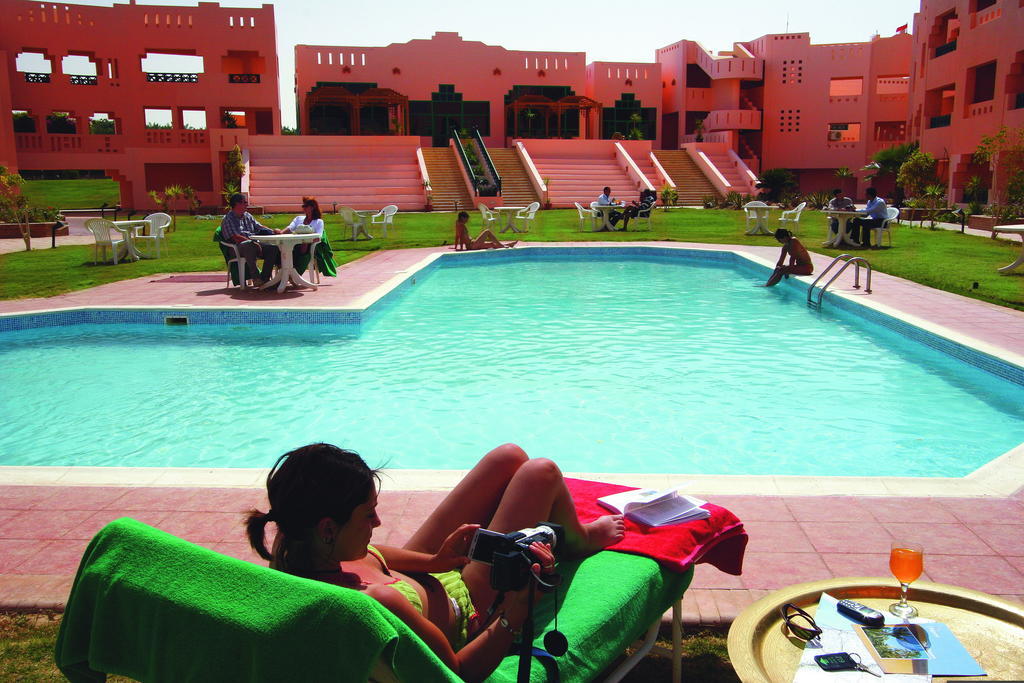 Solymar Pioneers Hotell Kharga Oasis Eksteriør bilde